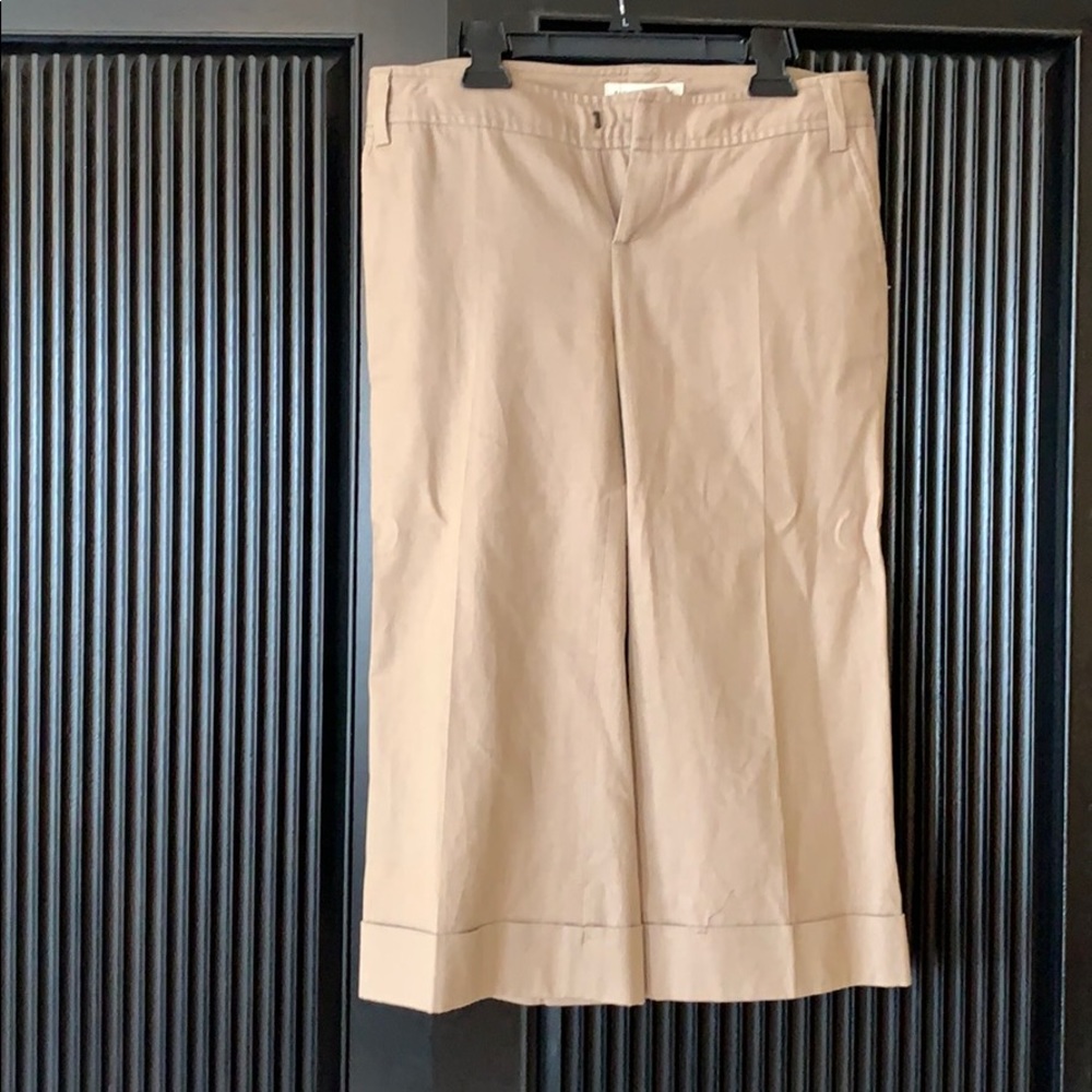 Wide leg Capri pants